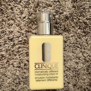 Clinique Dramatically Different Moisturizing Lotion+ 6.7oz NWOB